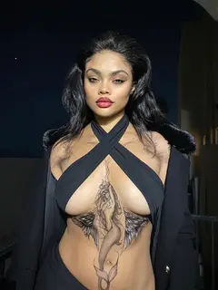 Aaliyah escort in Dubai