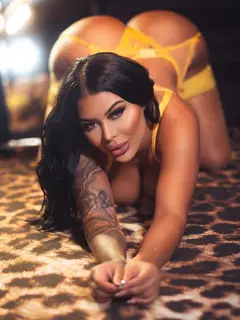 Ciara escort in Dubai