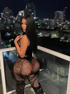 Ciara escort in Dubai