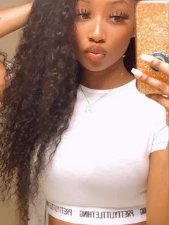 LUCY escort in Dubai